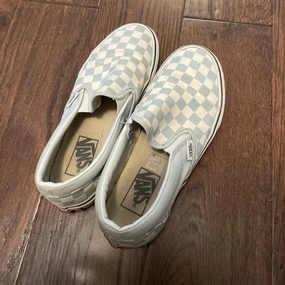 Vans Classic Slip Ons - Picture 2 of 3